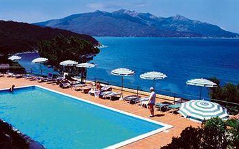 Paradiso Hotel 3*
