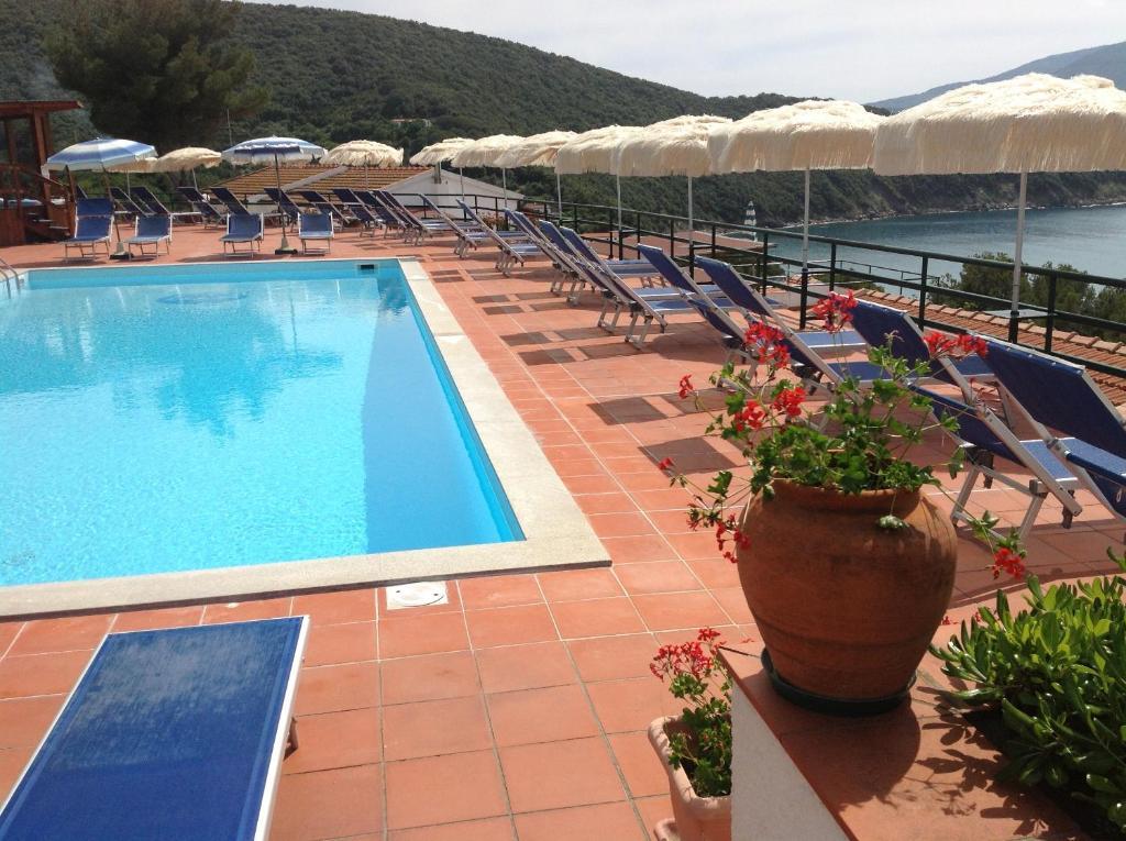 Paradiso 3*