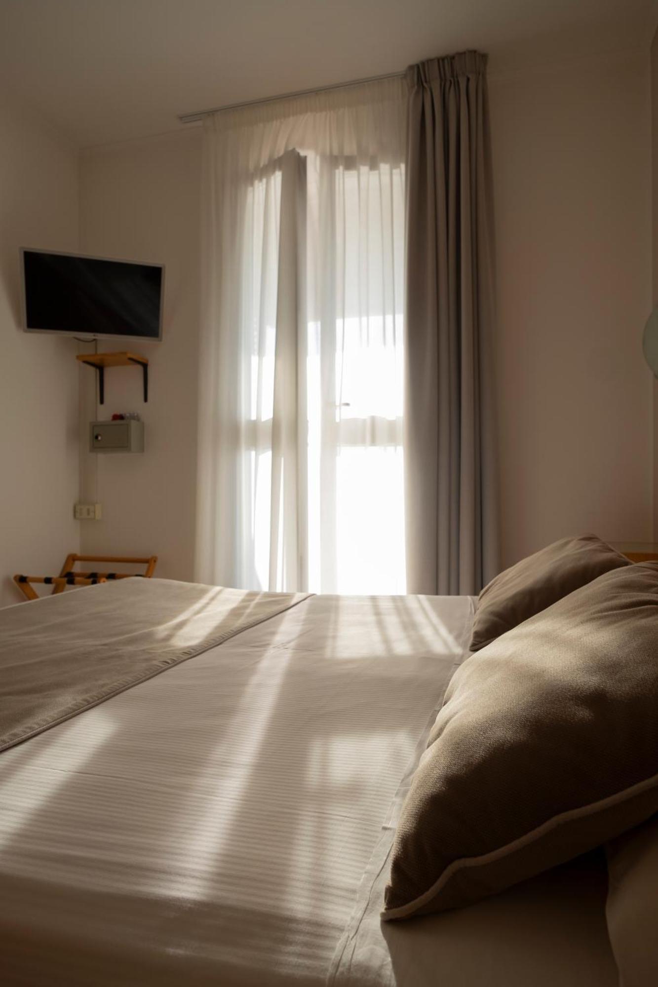 Paradiso Hotel
