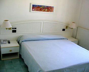 Hotel Paradiso